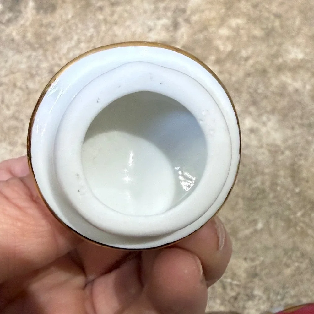 N/A charming porcelain